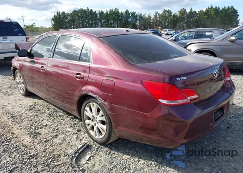 2010 Toyota Avalon z USA, uszkodzony, nr VIN 4TIBK3DB8AU363989